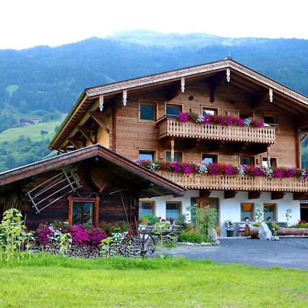 Ferienwohnung Lerchenhof Wald im Pinzgau Bagian luar foto